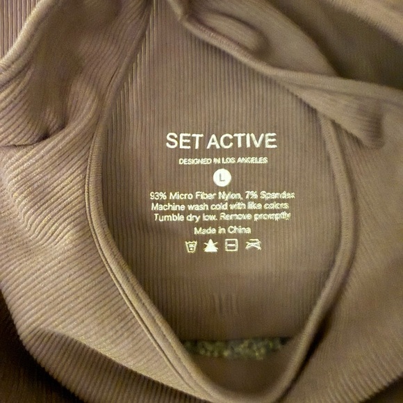 SET Active Ribbed sets in Emerald Green & Cafe Brown Activewear - Picture 7 of 7